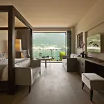 فيلاريو آند ريزيدنسز 4* ليتْسّينو