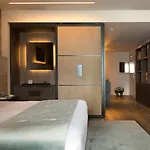 فيلاريو آند ريزيدنسز فندق 4*